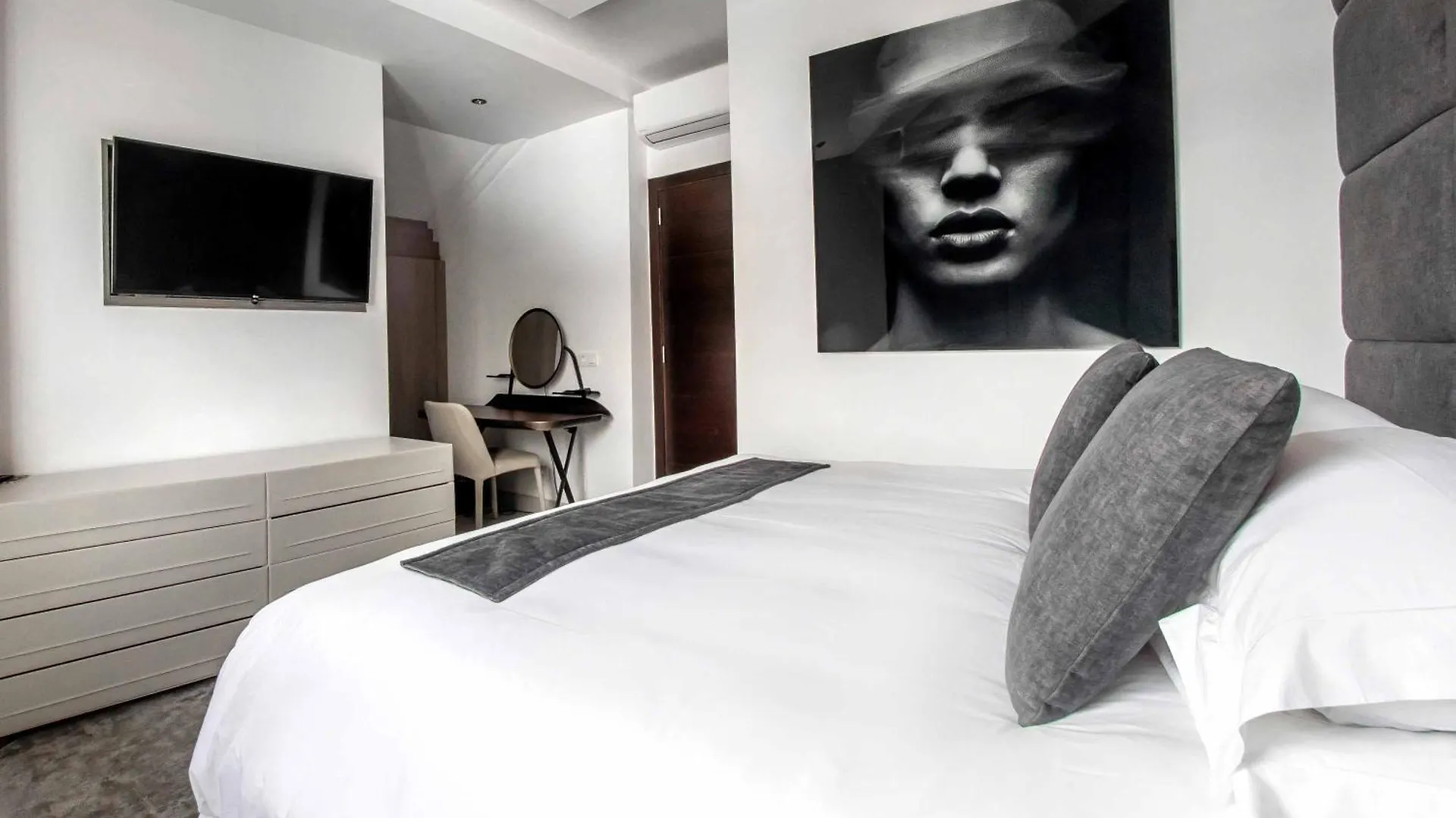 Villa Perla Amore 아데제 스페인